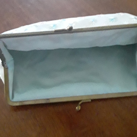 Purse - Picture 3 of 3